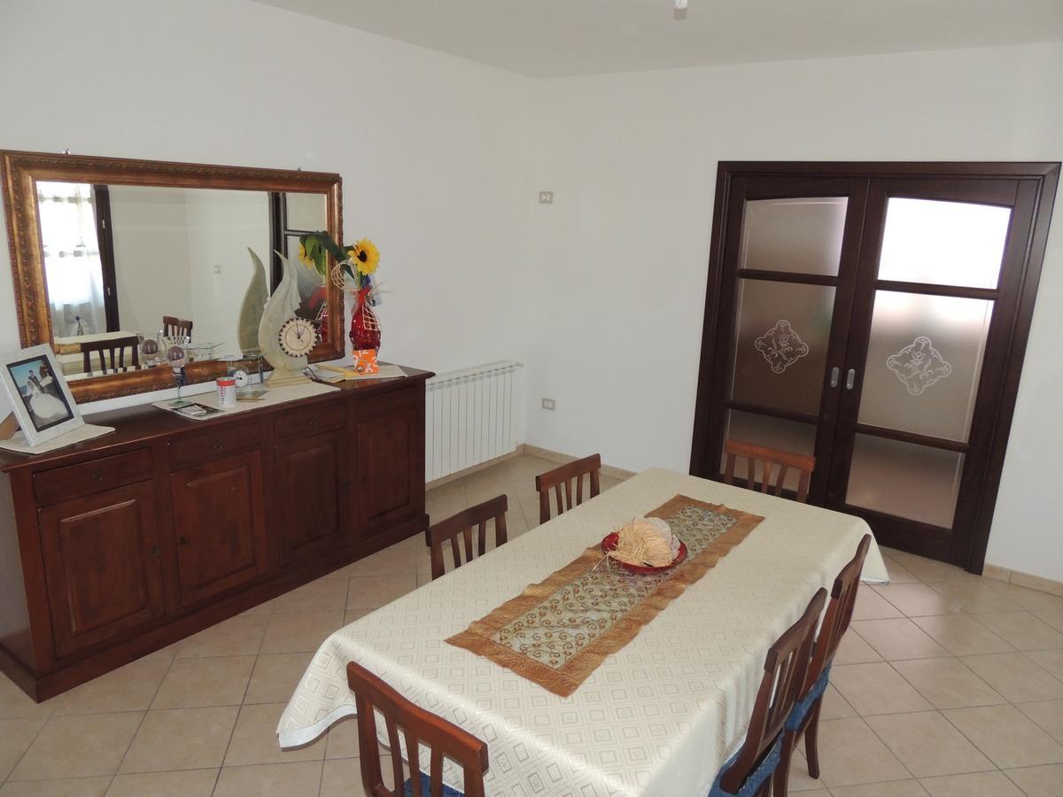 Uras Il Nuraghe Bed & Breakfast エクステリア 写真
