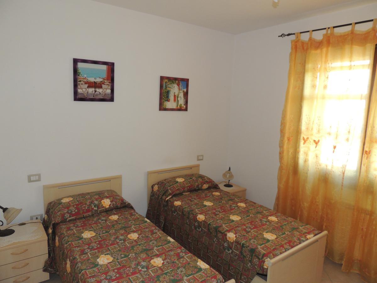 Uras Il Nuraghe Bed & Breakfast エクステリア 写真